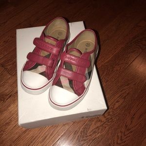 Burberry children sneakers